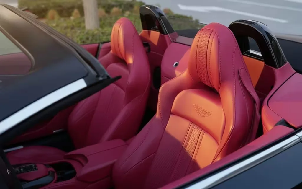 AstonMartin Vantage 2024 leather seats and cabin – rental in Dubai