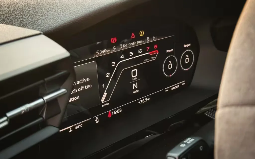 Audi RS3 speedometer