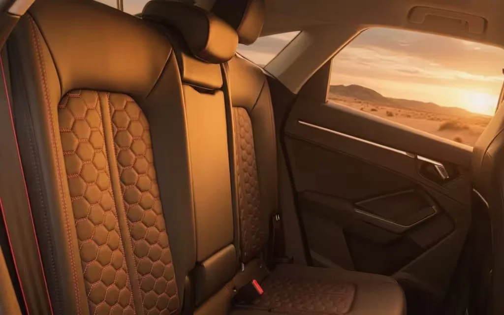 Audi RsQ3 2022 leather seats and cabin