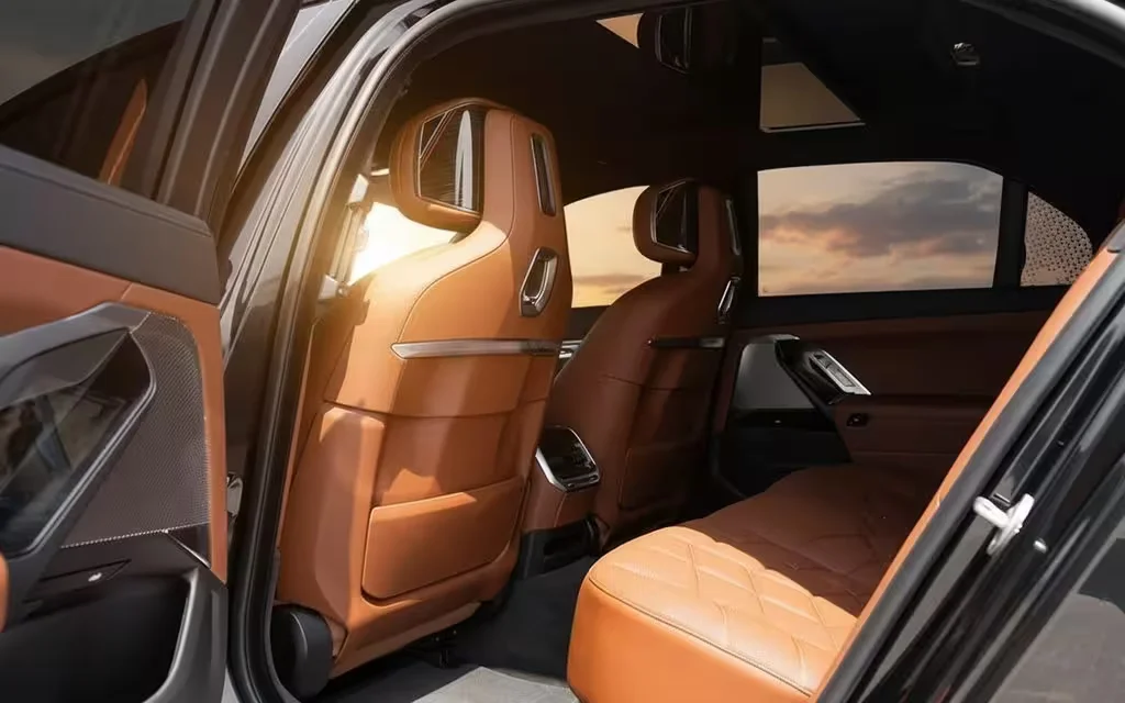 Bmw 735 2023 interior view showing trim – rental in Dubai