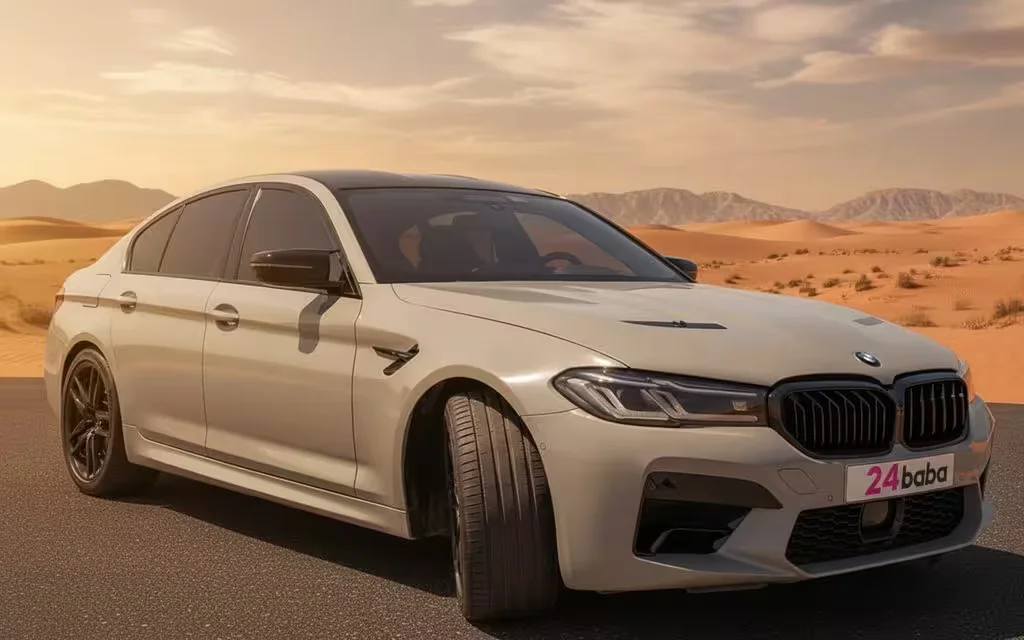 Bmw M5 2022 Grey front view with headlights – rental in Dubai