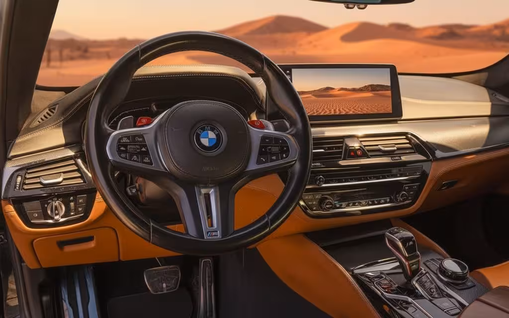 Bmw M5 2022 steering wheel close up – rental in Dubai