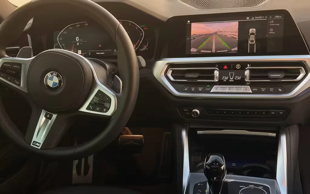 Bmw 430 2022 dashboard and infotainment – rental in Dubai
