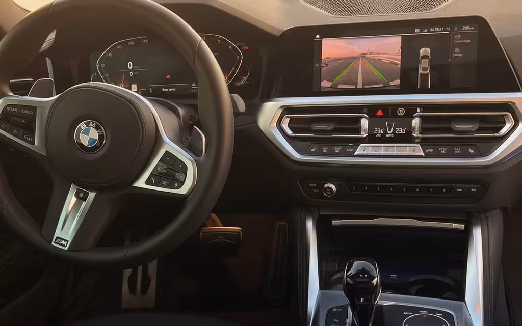 Bmw 430 2022 dashboard and infotainment – rental in Dubai