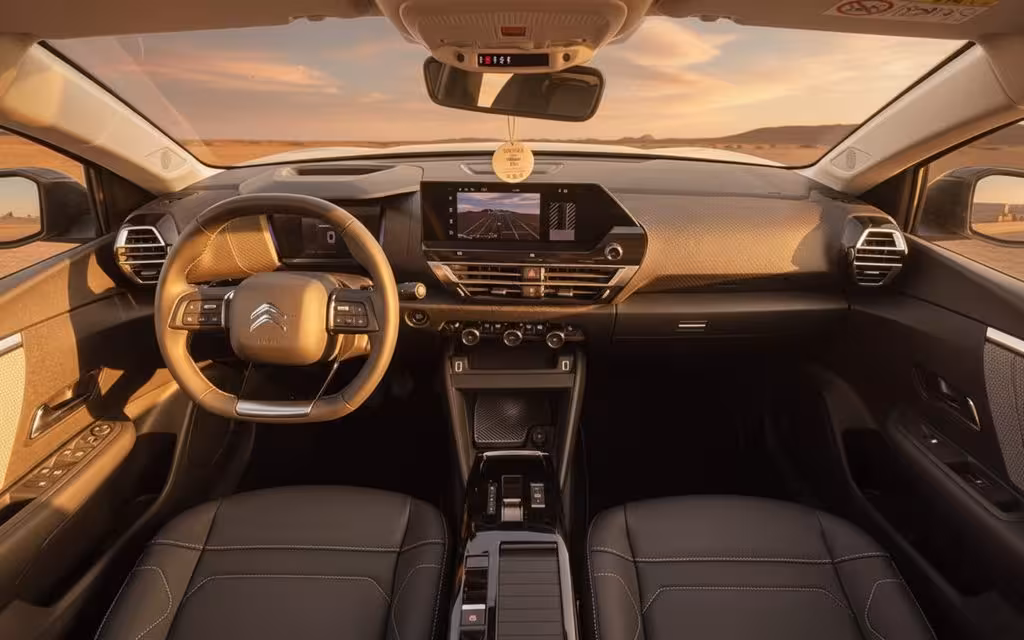 Citroen C4 2024 dashboard and infotainment – rental in Dubai