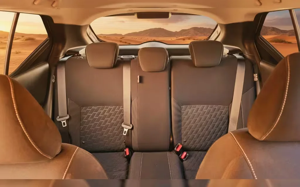 Nissan Kicks 2022 leather seats and cabin – rental in Dubai