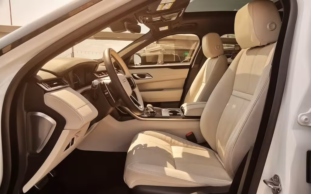 LandRover RangeRoverVelar 2022 interior view showing trim – rental in Dubai