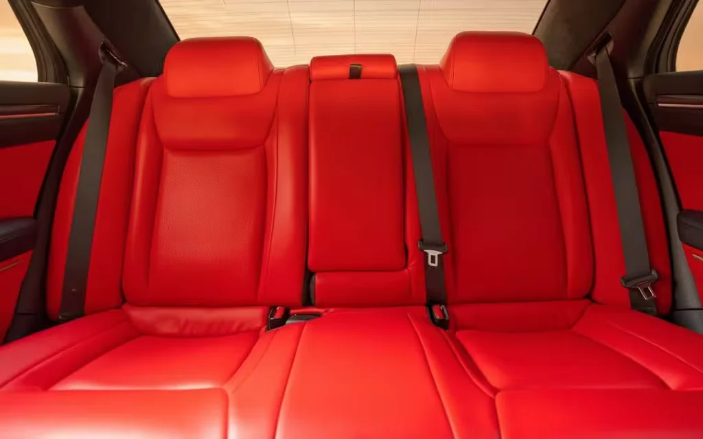 Chrysler 300 2025 leather seats and cabin – rental in Dubai