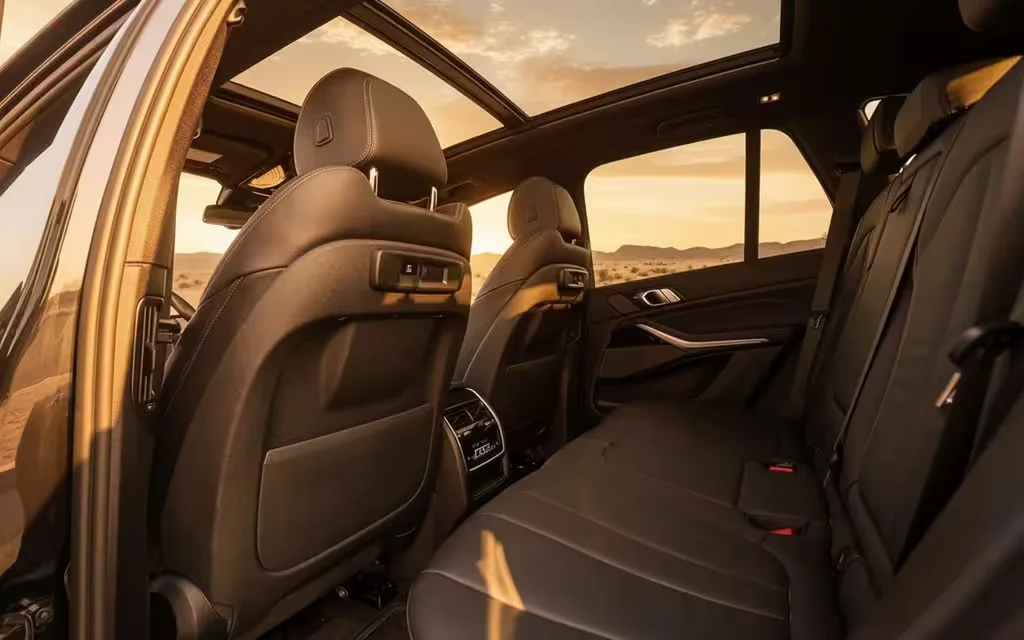 Bmw X5 2020 interior view showing trim – rental in Dubai