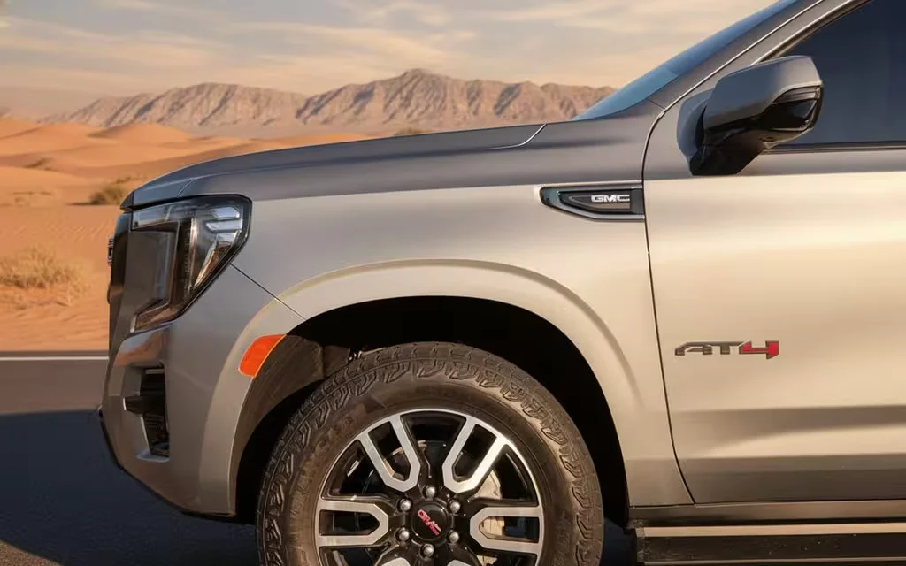 Gmc Yukon 2024 alloy wheel close up – rental in Dubai