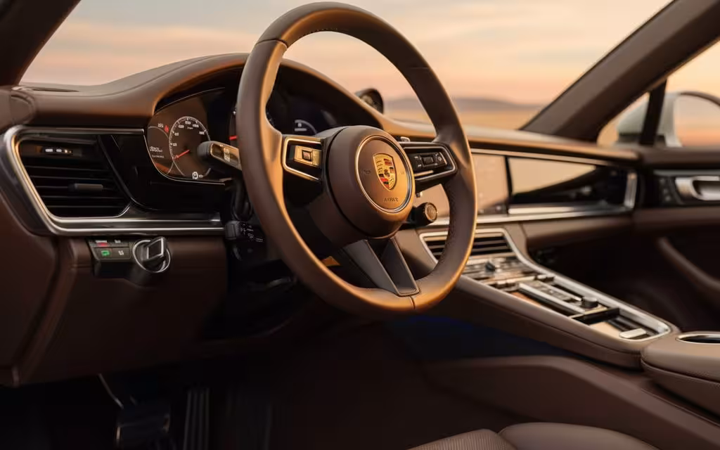 Porsche Panamera 2023 interior view showing trim