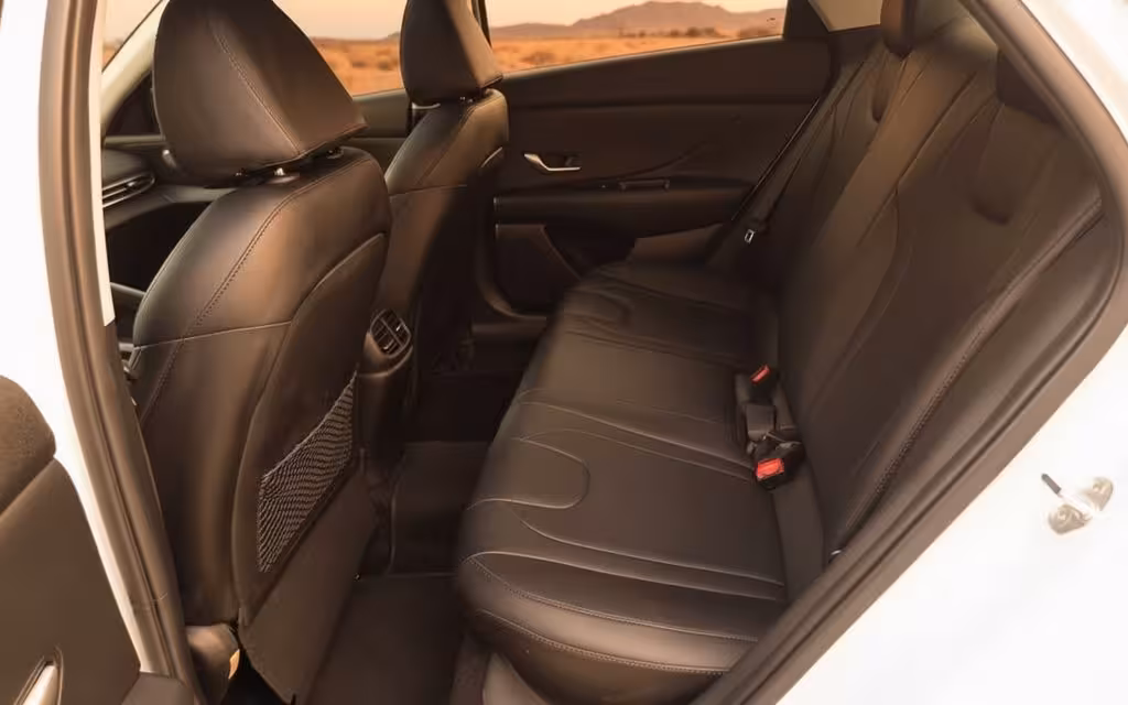 Hyundai Elantra 2022 leather seats and cabin – rental in Dubai