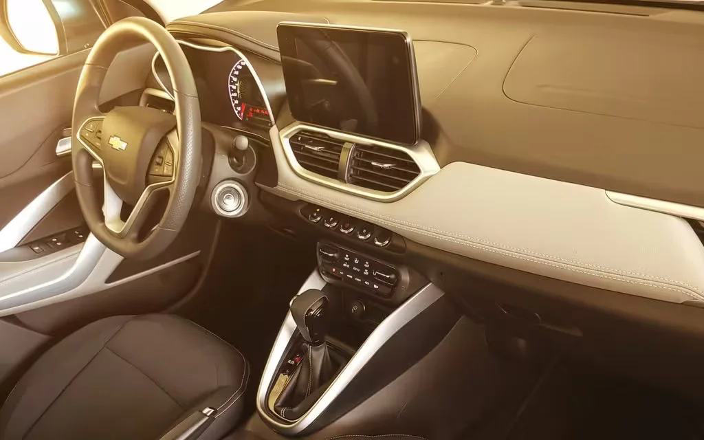 Chevrolet Groove 2023 dashboard and infotainment – rental in Dubai