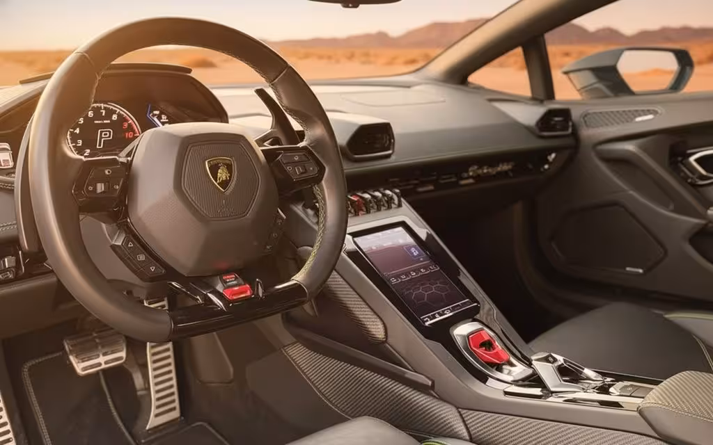 Lamborghini Huracan 2020 interior view showing trim – rental in Dubai