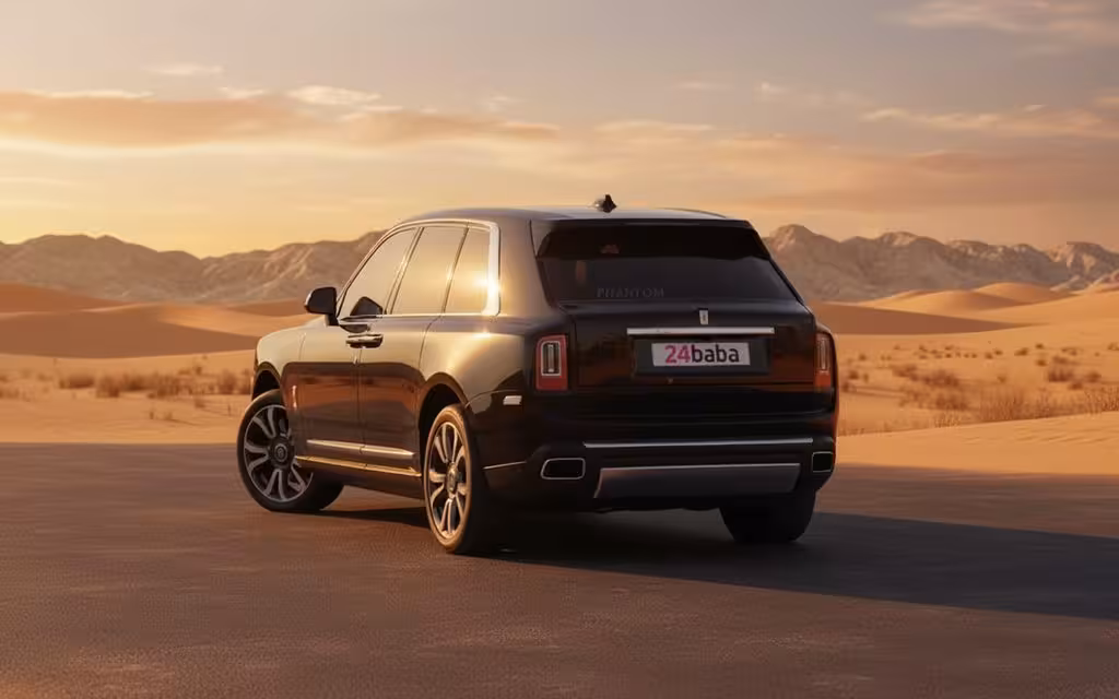 RollsRoyce Cullinan 2023 Black rear view showing taillights – rental in Dubai
