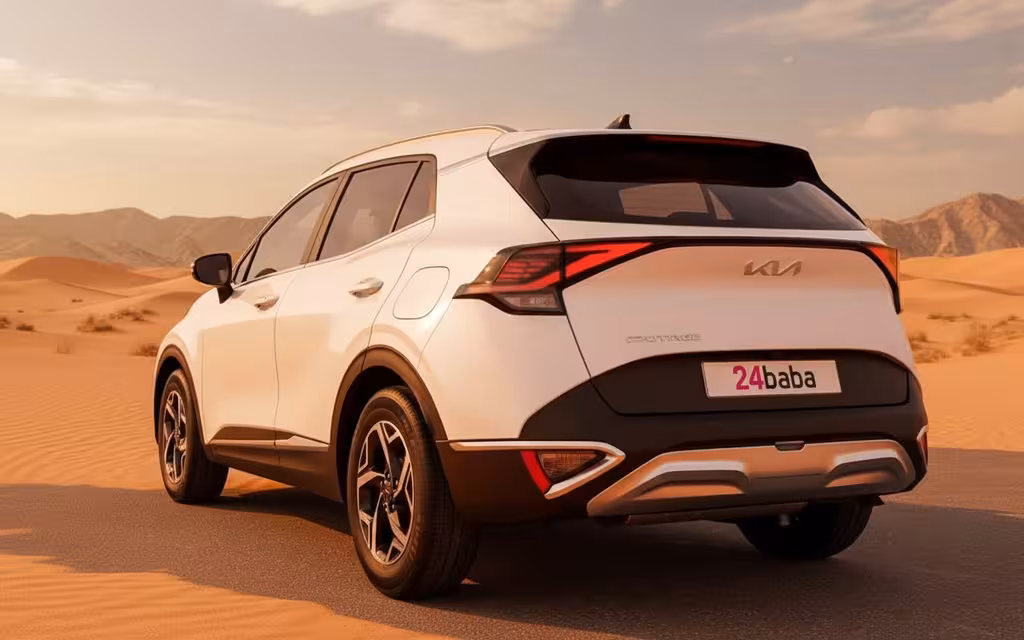 Kia Sportage 2023 White rear view showing taillights