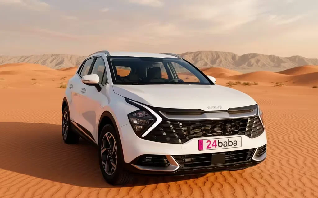 Kia Sportage 2023 White front view with headlights