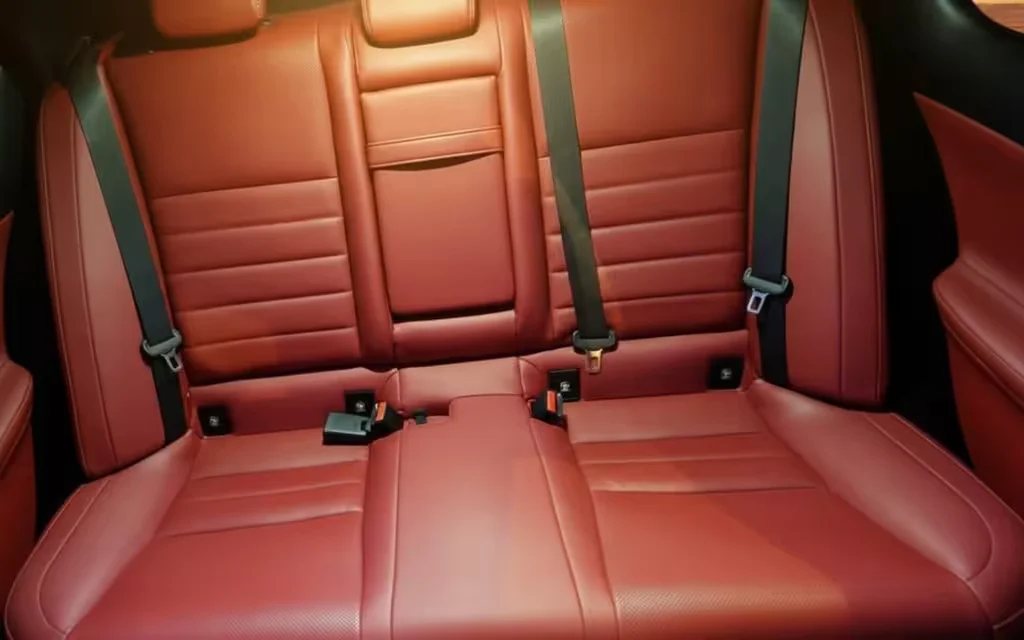 Lexus Is 2022 leather seats and cabin – rental in Dubai