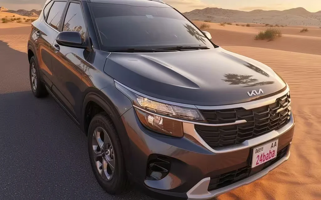 Kia Seltos 2024 Grey front view with headlights – rental in Dubai