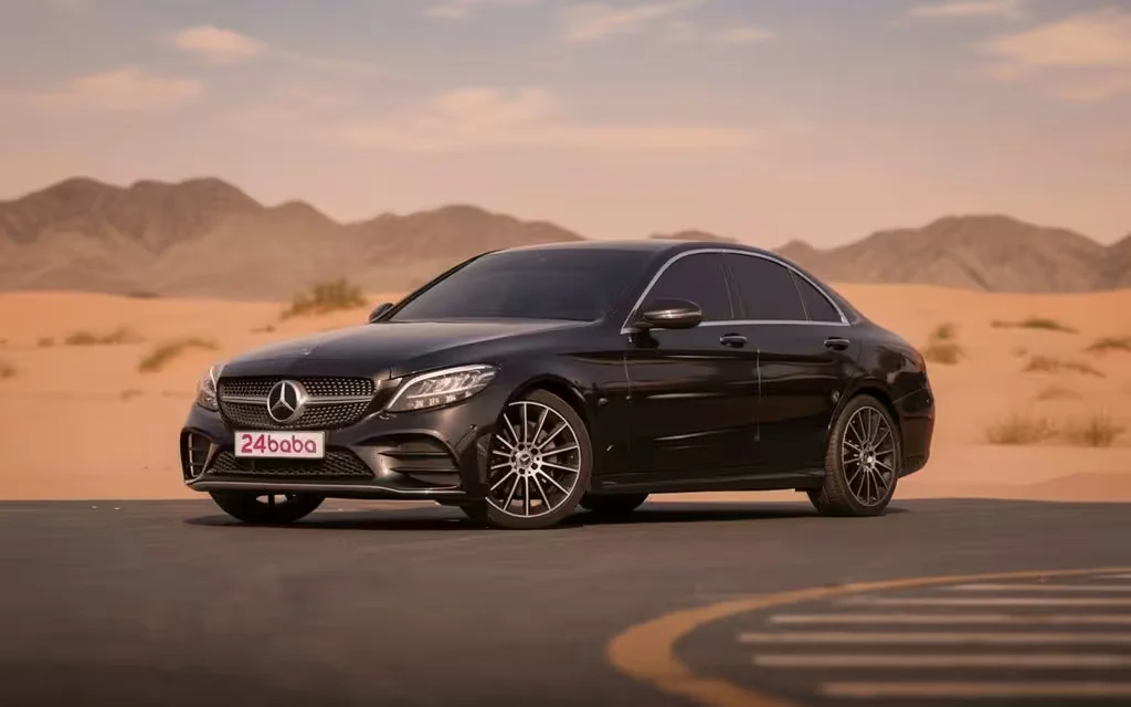 Mercedes C200 2020 Black front view with headlights