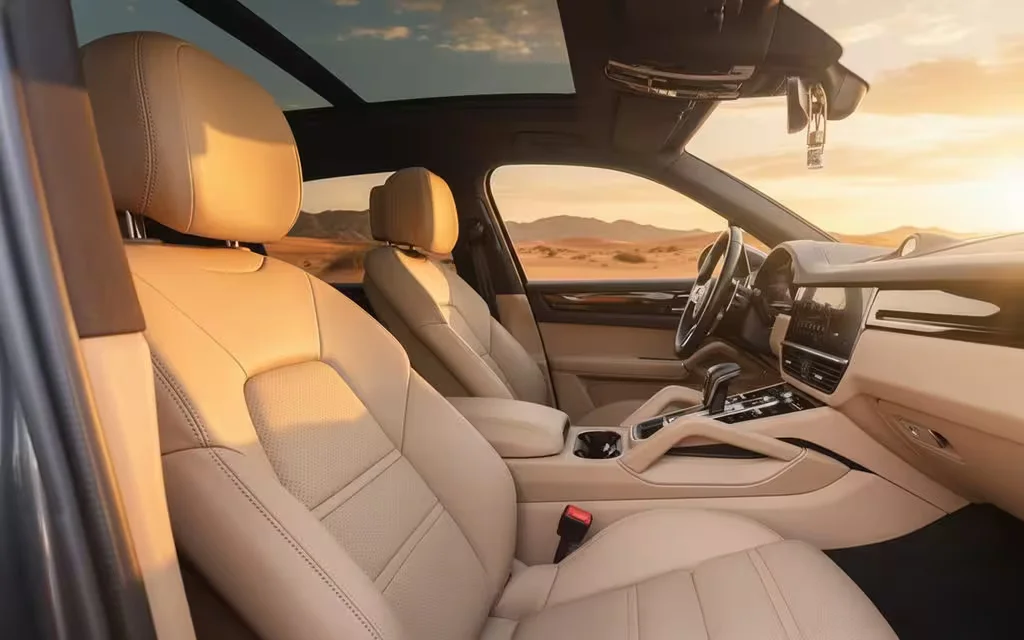 Porsche Cayenne 2024 leather seats and cabin – rental in Dubai
