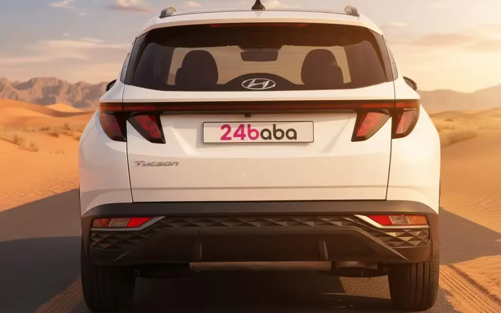 Hyundai Tucson 2023 White rear view showing taillights – rental in Dubai