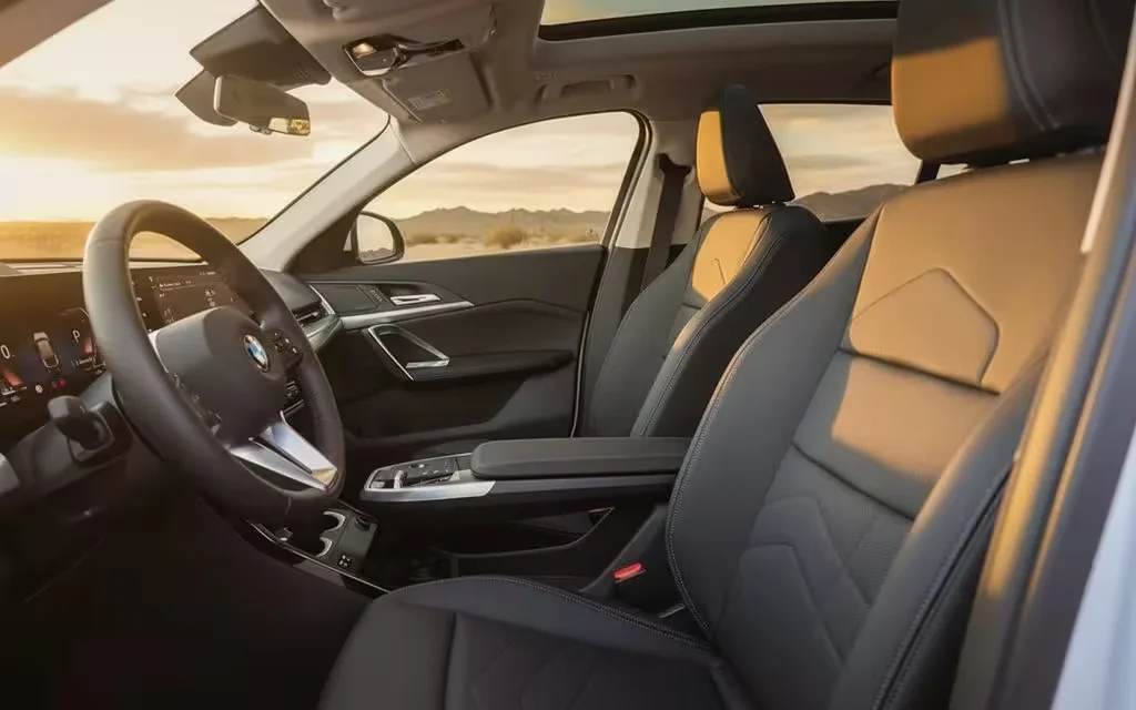 Bmw X2 2024 leather seats and cabin – rental in Dubai