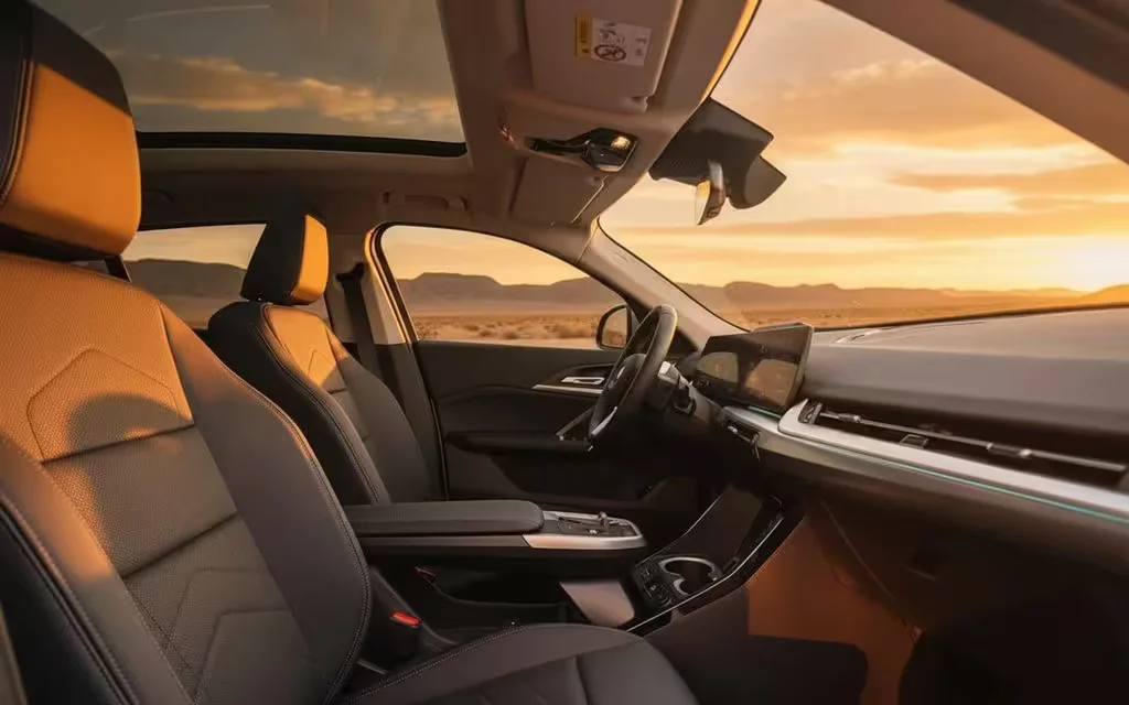 Bmw X2 2024 interior view showing trim – rental in Dubai