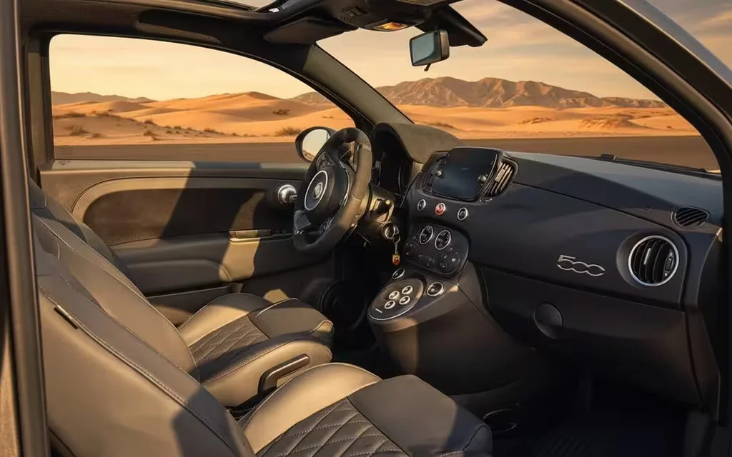 Fiat 500 2023 dashboard and infotainment – rental in Dubai