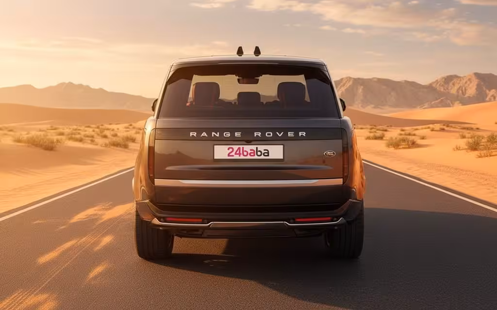 LandRover RangeRoverVogueHse 2023 Grey rear view showing taillights – rental in Dubai