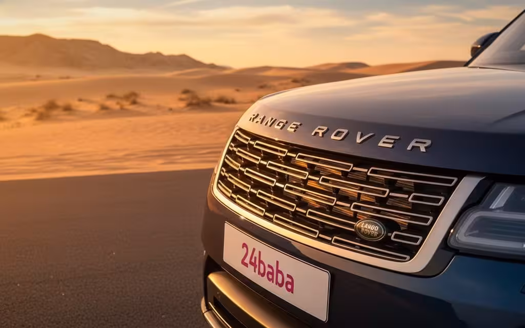 LandRover RangeRoverVogueHse 2023 Grey front view with headlights – rental in Dubai