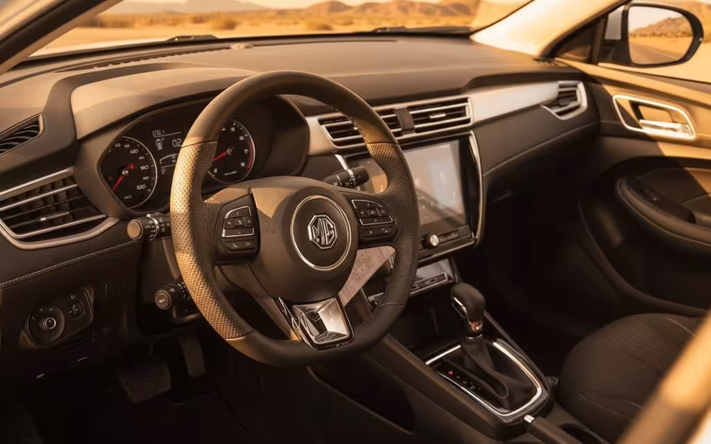 Mg 5 2025 interior view showing trim – rental in Dubai