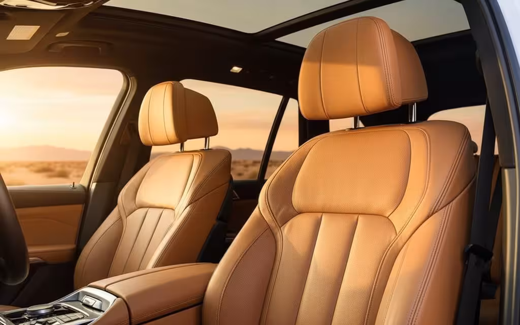 Bmw X7 2024 leather seats and cabin – rental in Dubai