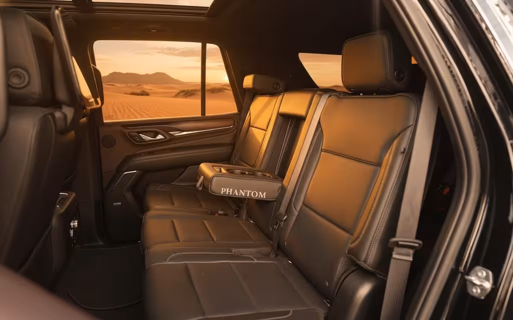 Gmc Yukon 2021 leather seats and cabin – rental in Dubai