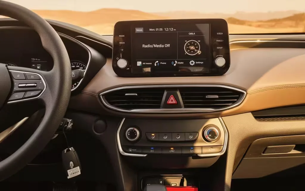 Hyundai SantaFe 2023 dashboard and infotainment – rental in Dubai