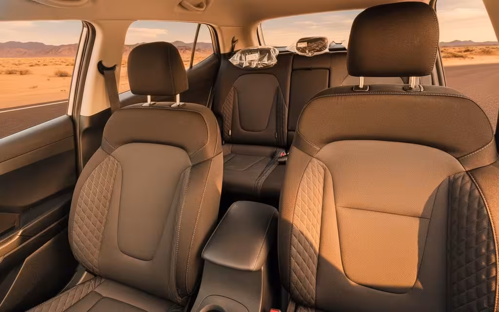 Hyundai Creta 2025 leather seats and cabin – rental in Dubai