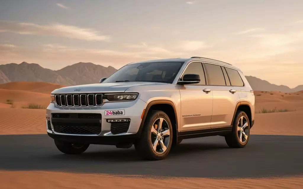 Jeep GrandCherokee 2023 Silver front view with headlights – rental in Dubai