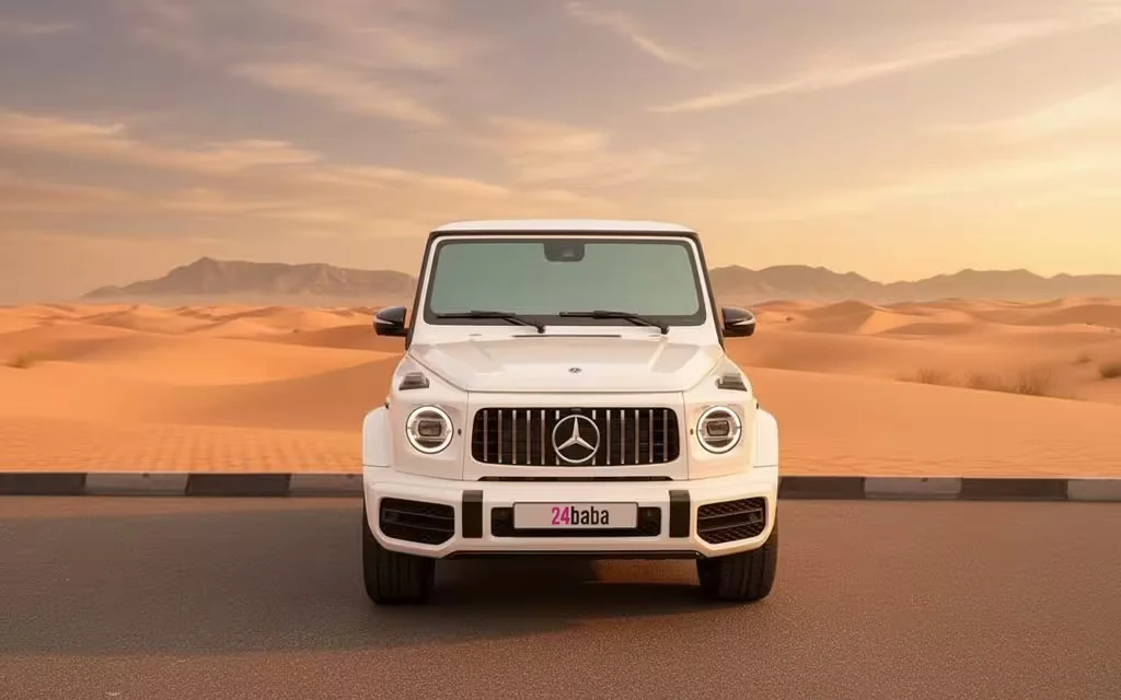 Mercedes G63 2021 White front view with headlights – rental in Dubai