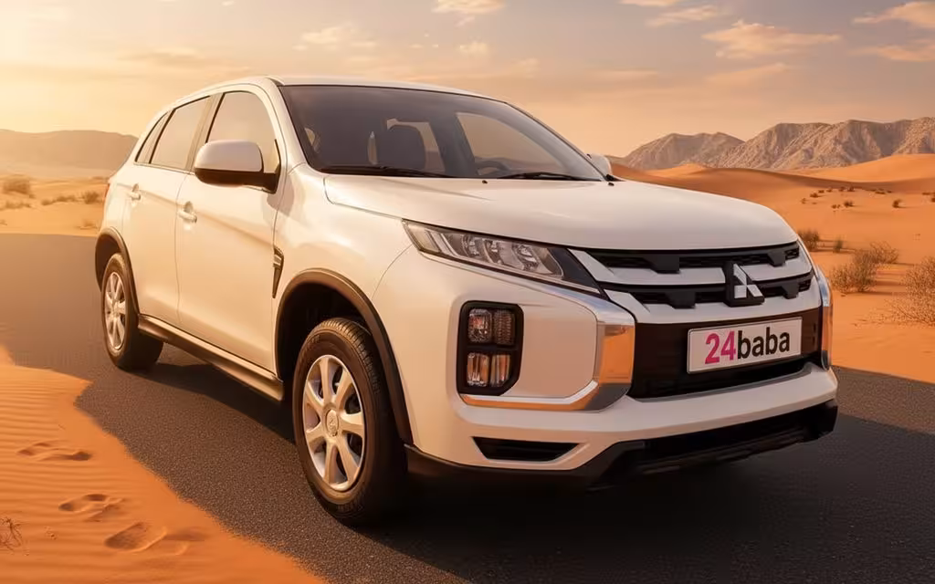 Mitsubishi Asx 2022 White front view with headlights