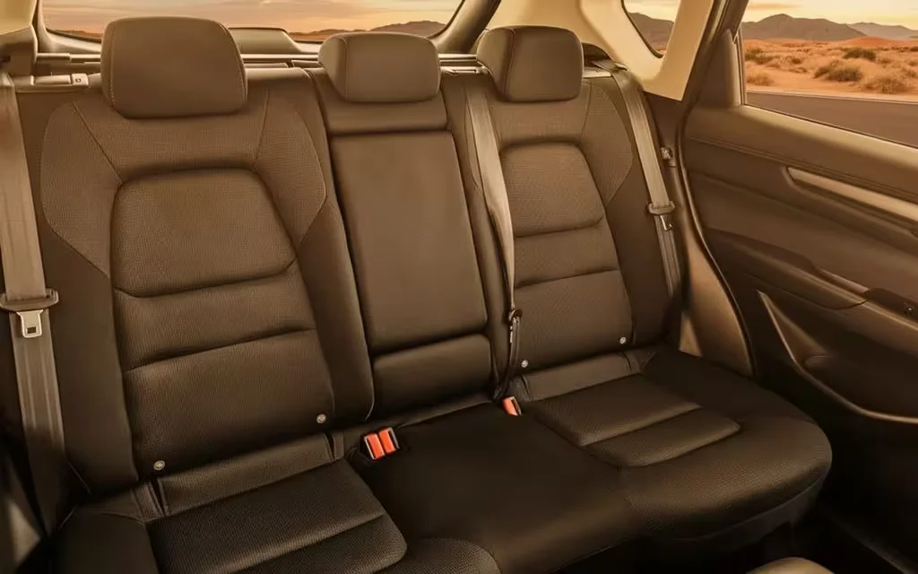 Mazda Cx 5 2025 leather seats and cabin – rental in Dubai