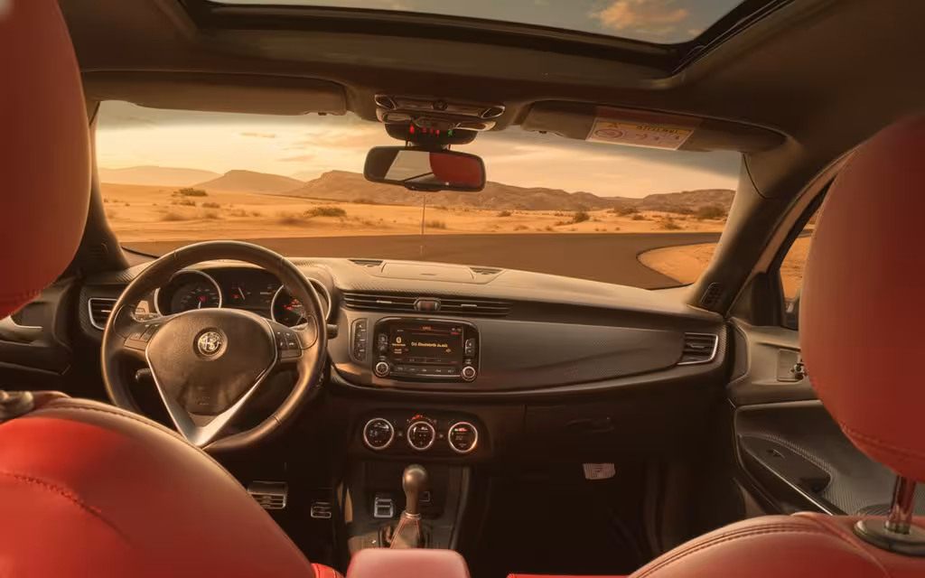 AlfaRomeo Giulietta 2020 dashboard and infotainment – rental in Dubai