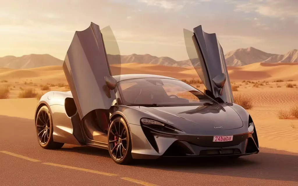Mclaren Artura 2025 Grey front view with headlights – rental in Dubai
