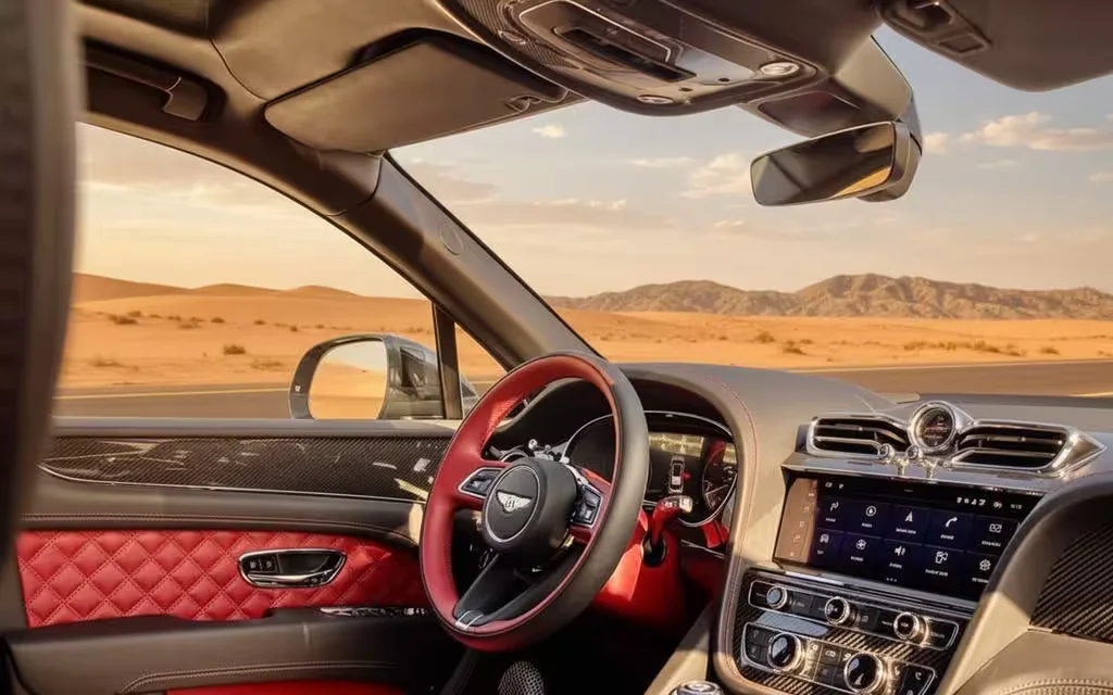 Bentley Bentayga 2021 interior view showing trim – rental in Dubai