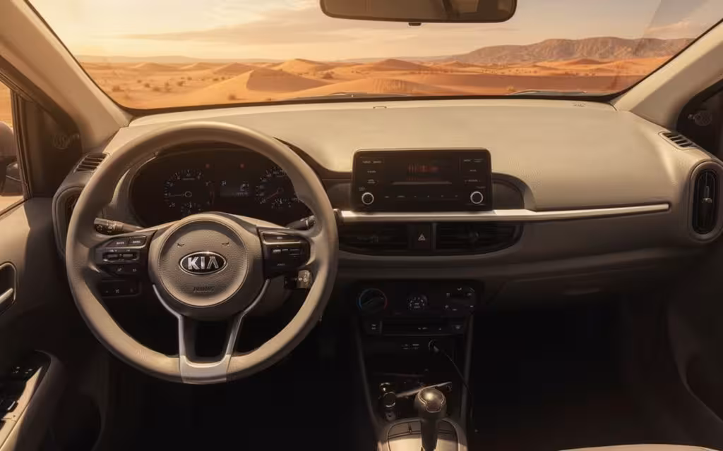 Kia Picanto 2025 dashboard and infotainment