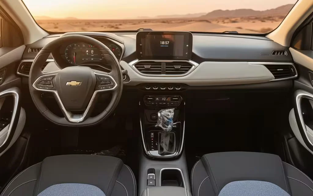 Chevrolet Captiva 2023 dashboard and infotainment – rental in Dubai