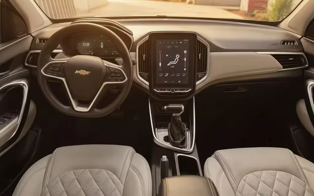 Chevrolet Captiva 2024 dashboard and infotainment – rental in Dubai