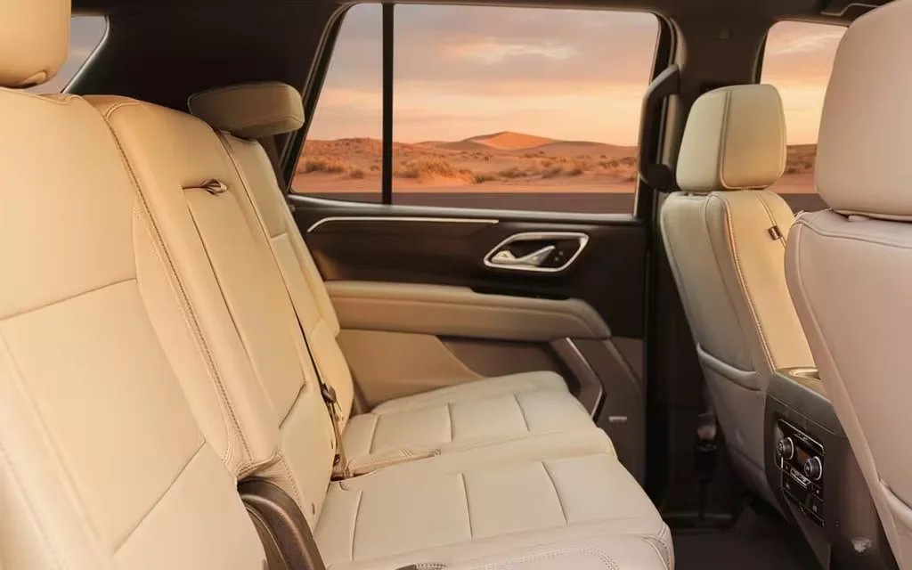 Chevrolet Tahoe 2024 leather seats and cabin – rental in Dubai