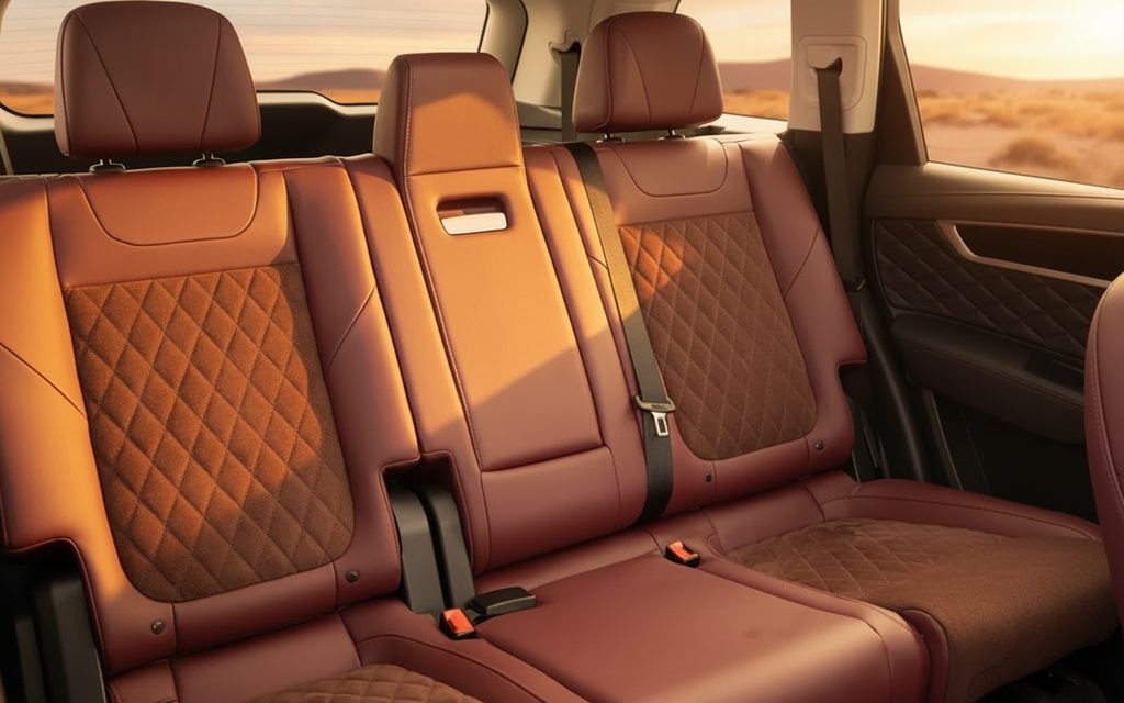 Hongqi Hs7 2025 leather seats and cabin