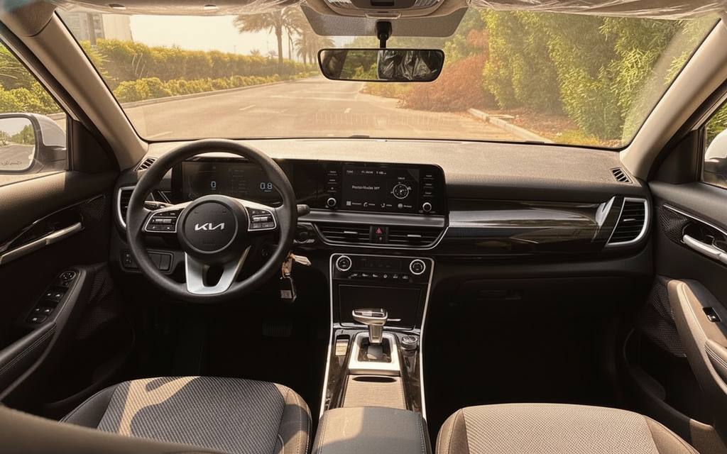 Kia Seltos 2024 interior view showing trim