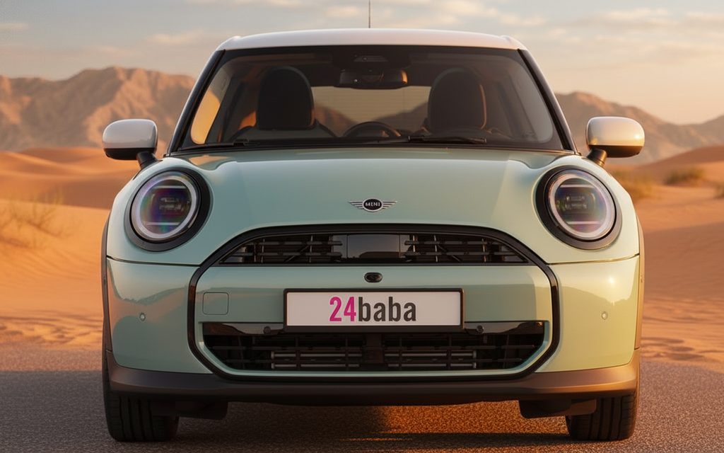 Mini Cooper 2025 Green front view with headlights